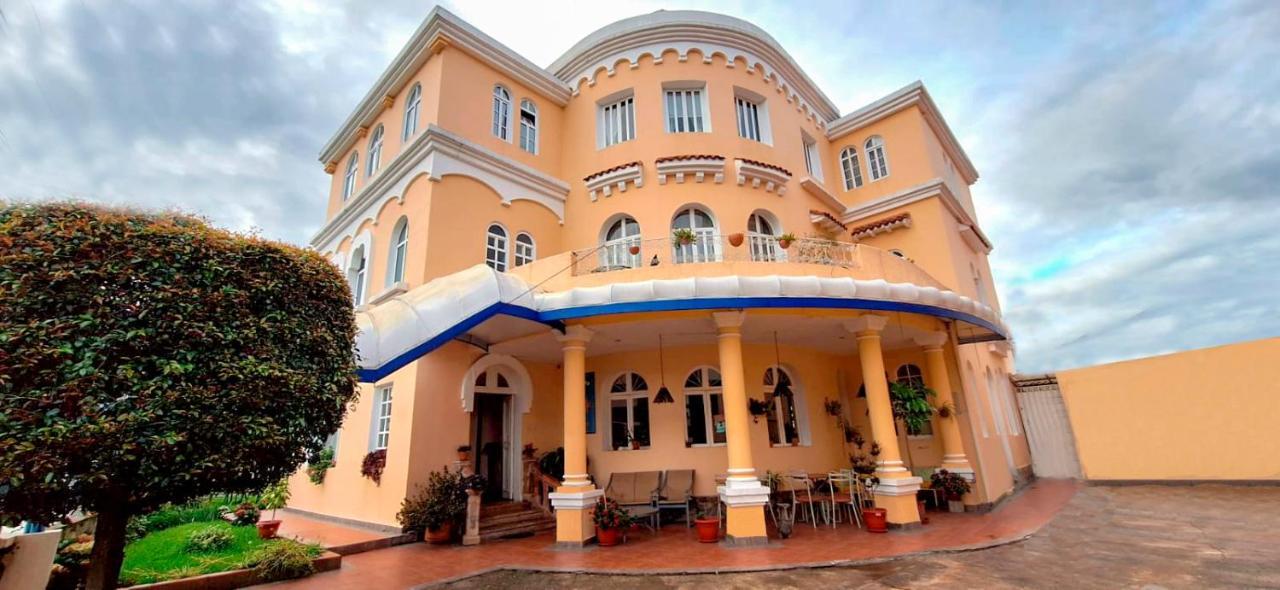 Hotel La Casona Куенка Екстериор снимка