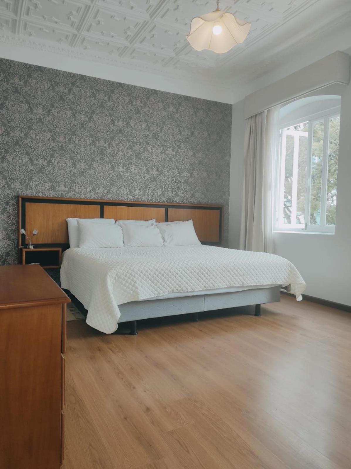 Hotel La Casona Куенка Екстериор снимка