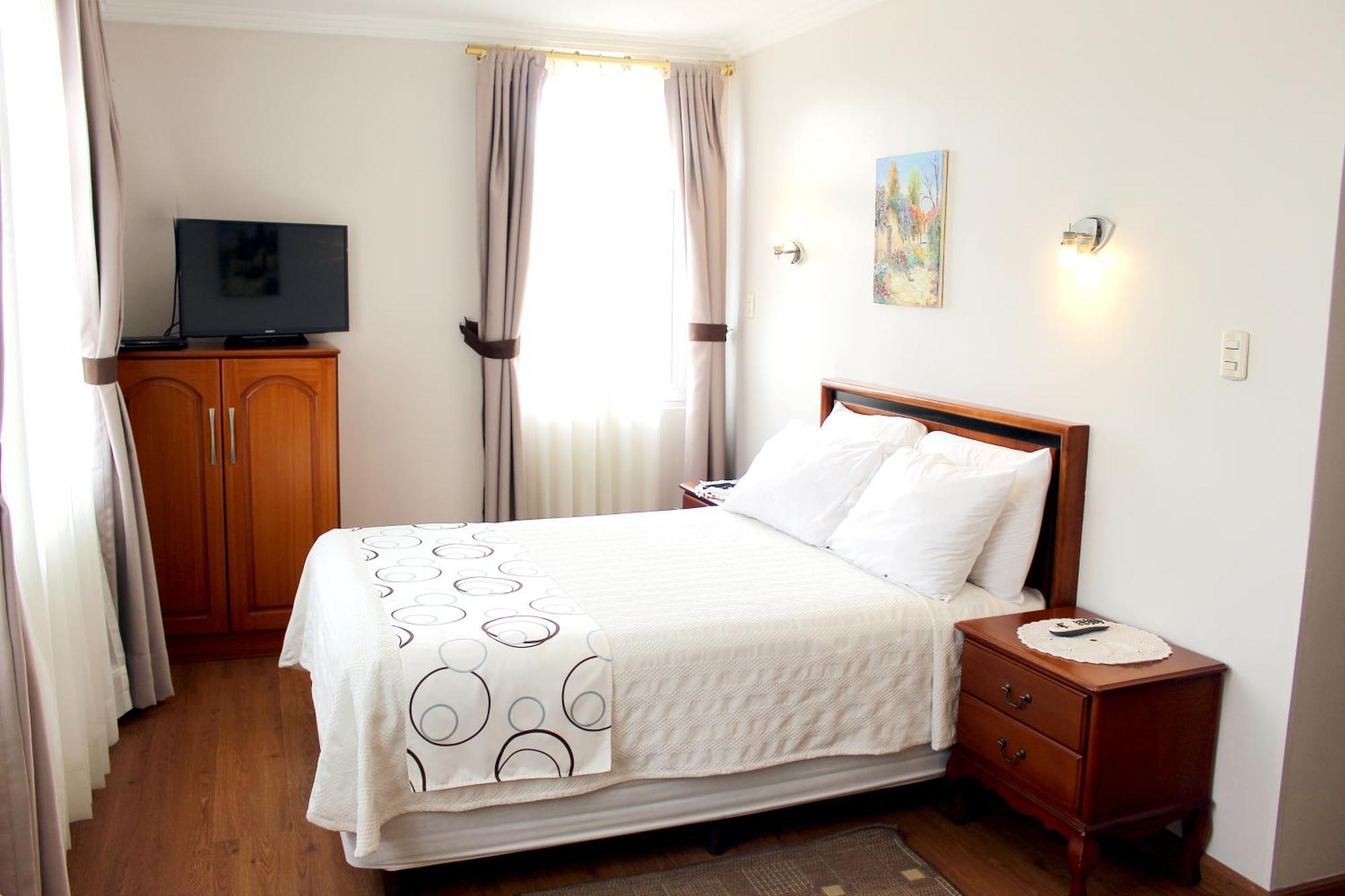 Hotel La Casona Куенка Екстериор снимка