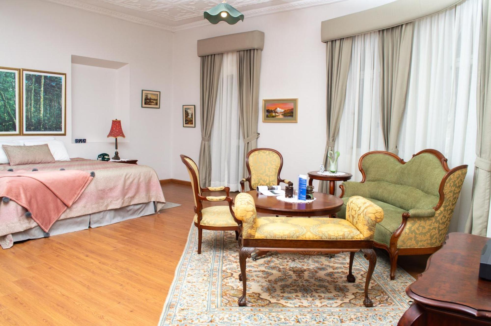Hotel La Casona Куенка Екстериор снимка